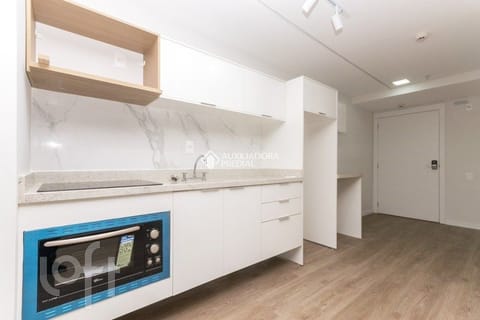 Image 3 - 251835